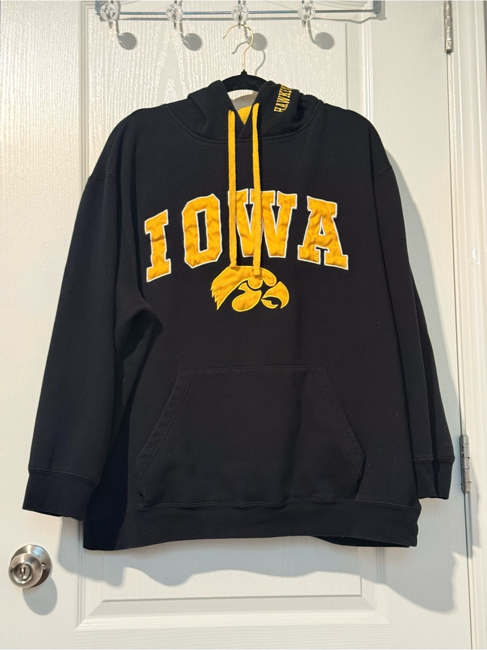 Iowa Hawkeyes Colosseum Men’s 2X Black & Gold Pullover Hoodie